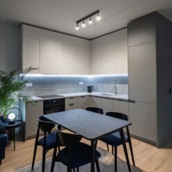 TOP BLACK 4 TOP BLACK 4